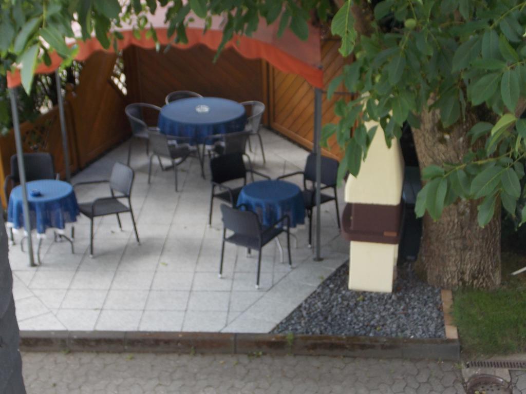 Gaestehaus "Am Weissen Stein" Cochem Room photo